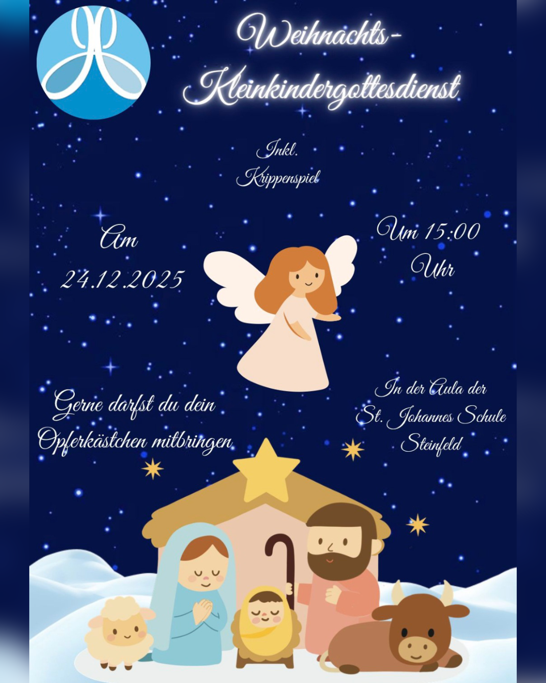 Illustration eines Weihnachtsmotivs: Vor einem nächtlichen Sternenhimmel mit hellen Sternen und einem stilisierten Logo oben links schwebt ein lächelnder Engel mit weißen Flügeln in der Bildmitte. Unten ist eine Krippenszene mit Maria, Josef und dem Jesuskind in einer einfachen Krippe zu sehen, daneben ein Schaf und ein Ochse auf verschneitem Boden vor einem kleinen Stall mit gelbem Stern auf dem Dach.