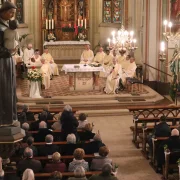 Pfr. em. Middendorf erzählte in seiner Predigt von seinem Leben.