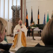 Pfarrer Wölke ergreift zum letzten Mal das Wort in der Pfarrei St. Johannes Baptist.